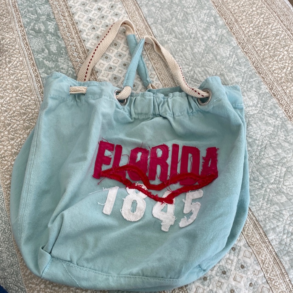 Medium sized beach bag